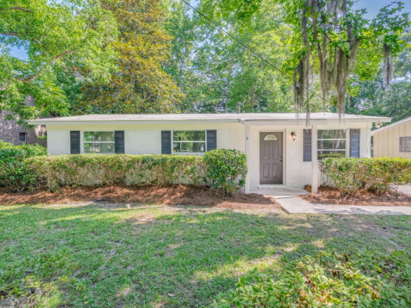 2246 Vicksburg Drive, Savannah, GA 31404
