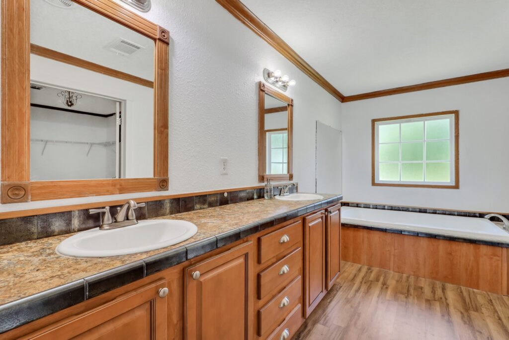 11834 GA HWY 23 Glennville, GA 30427