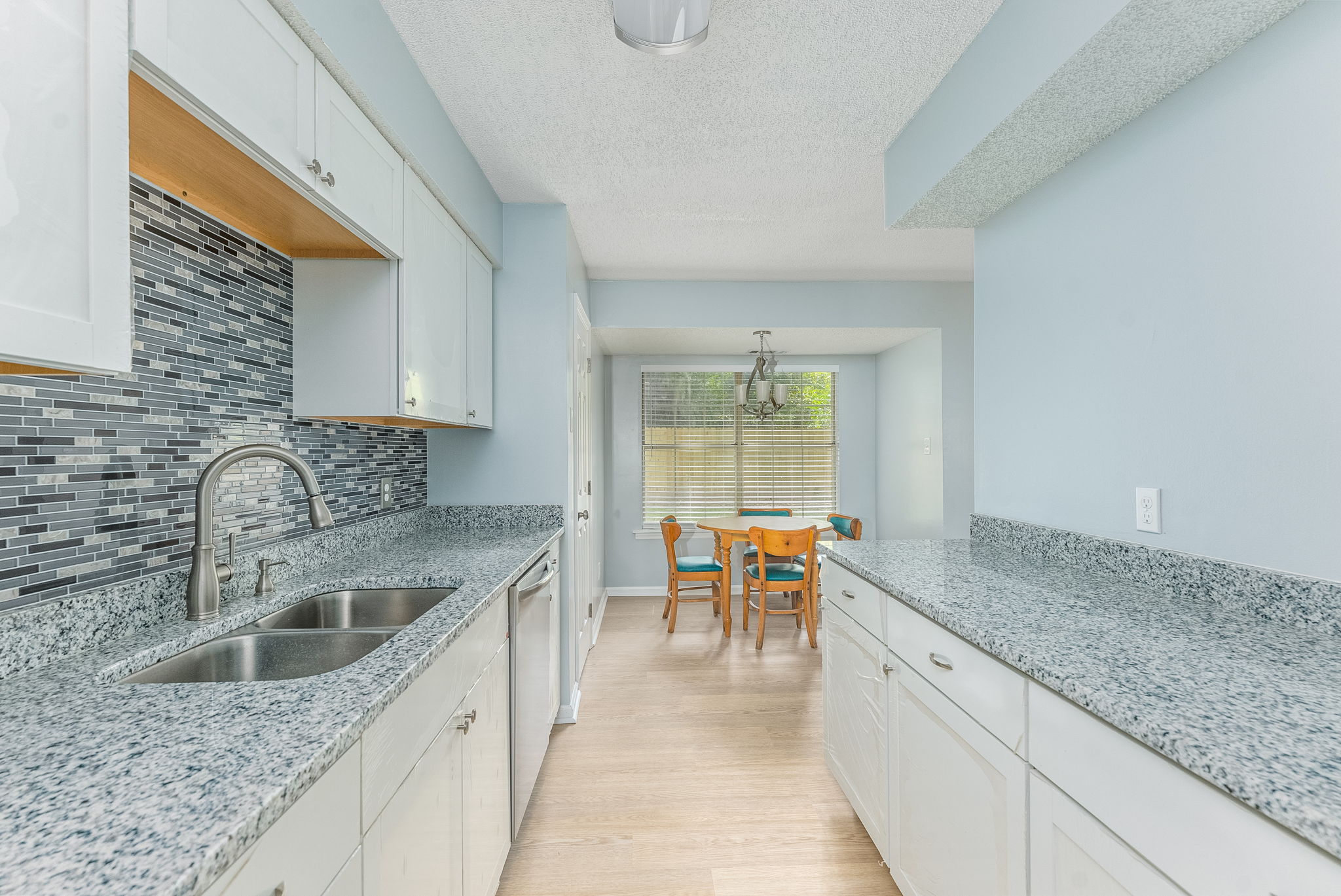 126 Country Walk Circle, Savannah, GA 31419