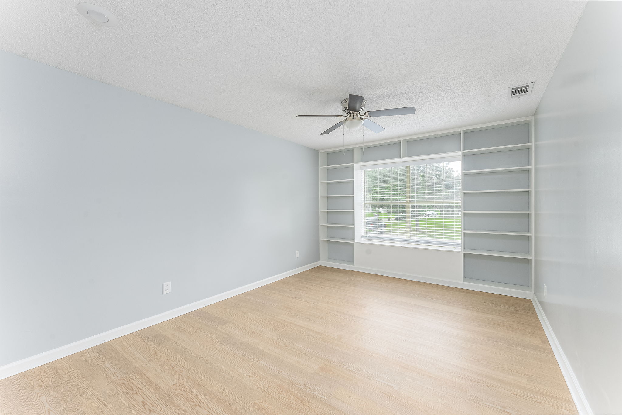 126 Country Walk Circle, Savannah, GA 31419